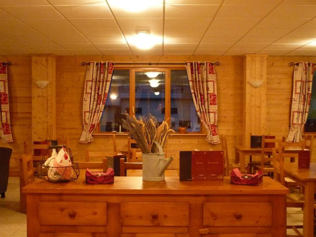 Hotel Restaurant L'Outa Termignon Buitenkant foto