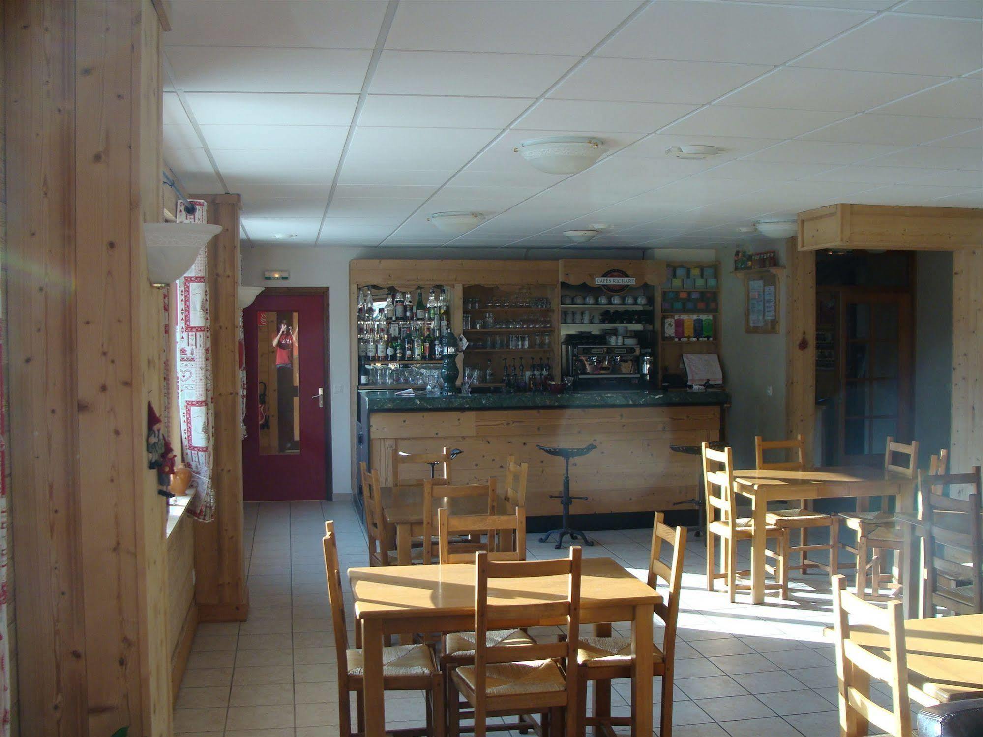 Hotel Restaurant L'Outa Termignon Buitenkant foto